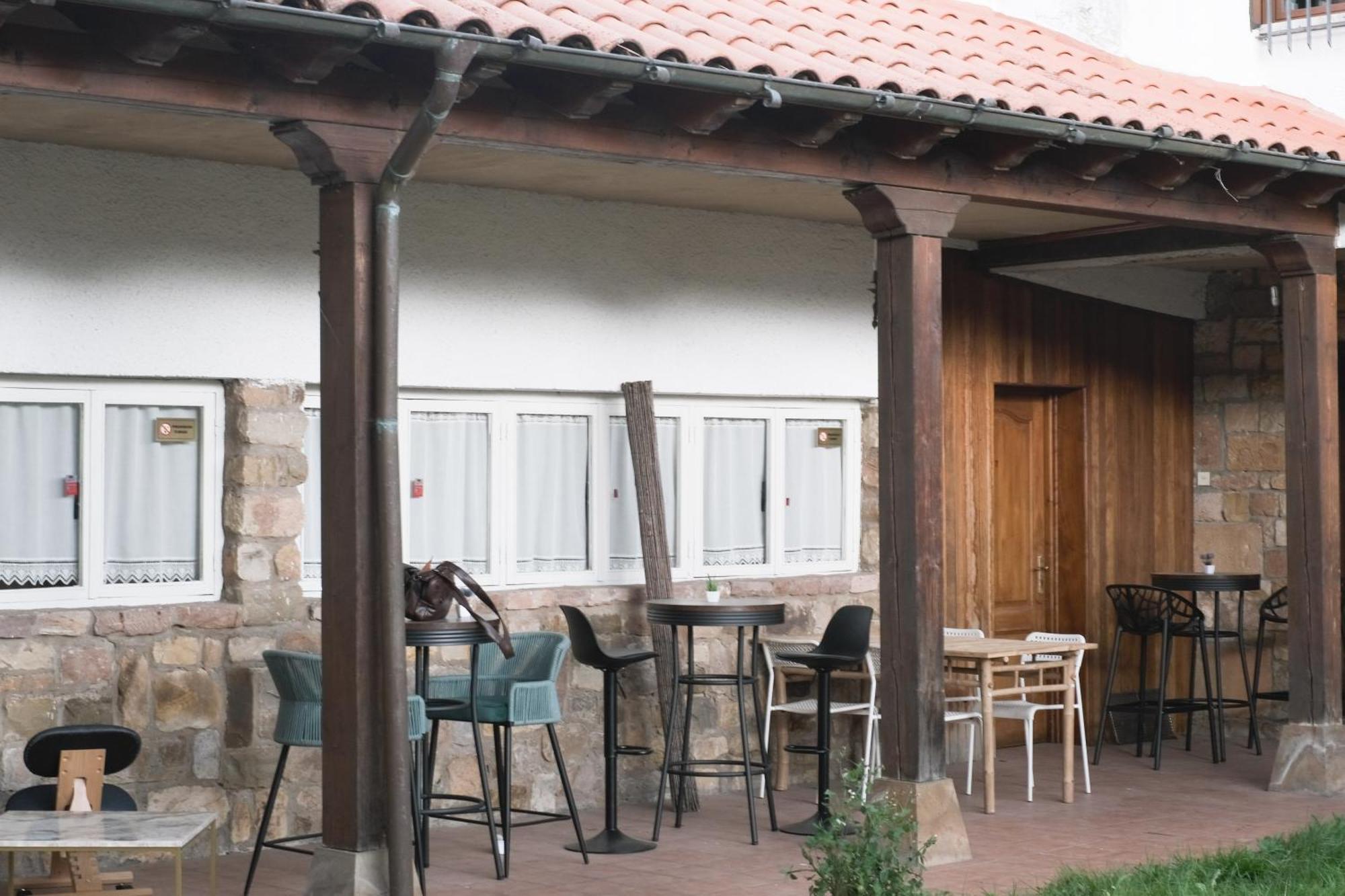 Posada La Estela De Barros 洛斯科拉莱斯-德布埃尔纳 外观 照片